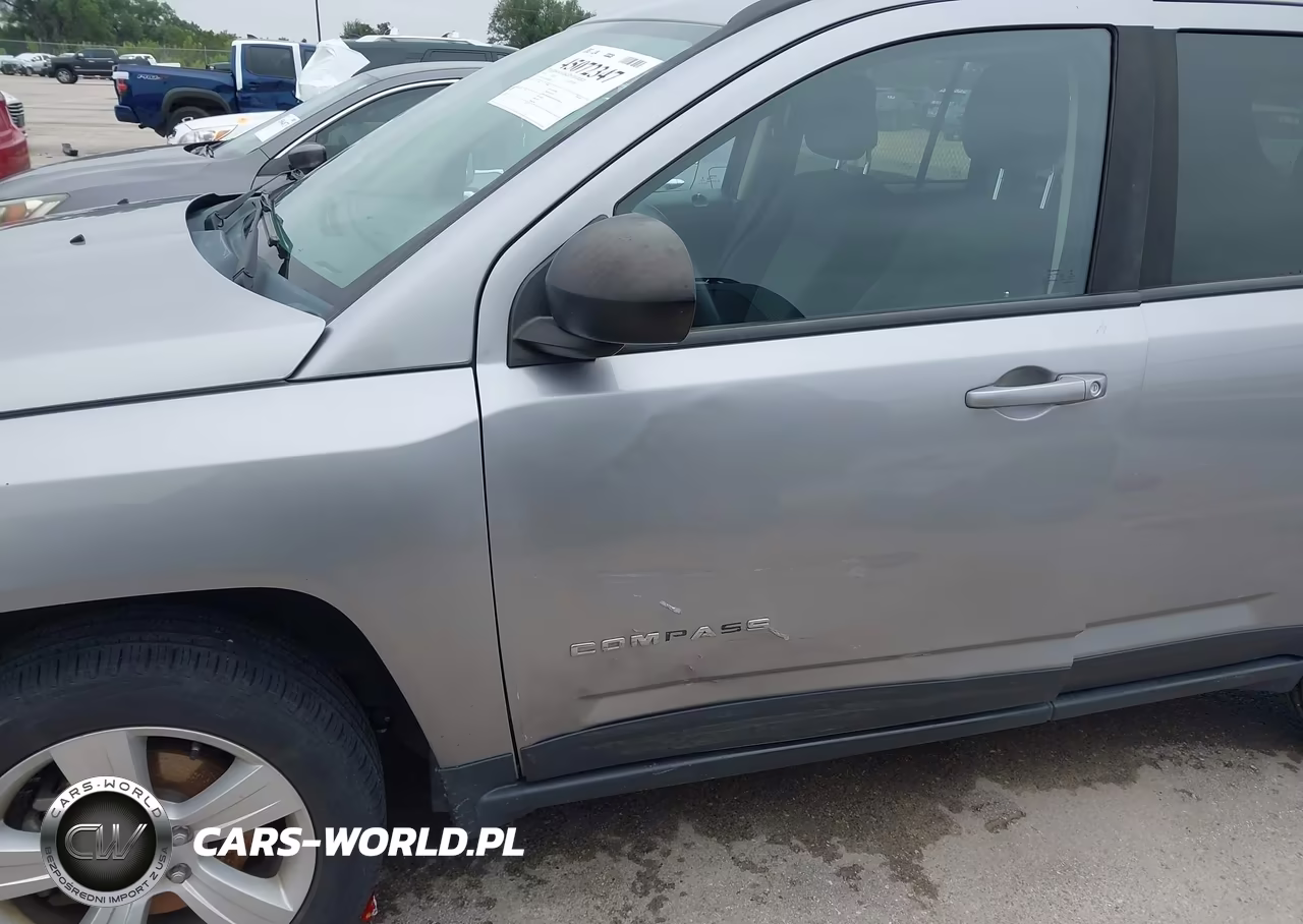 2016 Jeep Compass Sport VIN:1C4NJCBAXGD742841 - 6