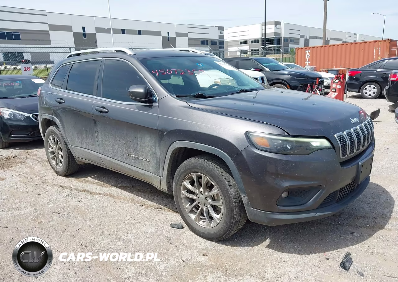 2019 Jeep Cherokee Latitude Plus 4X4 – zdjęcie 1 z 16
