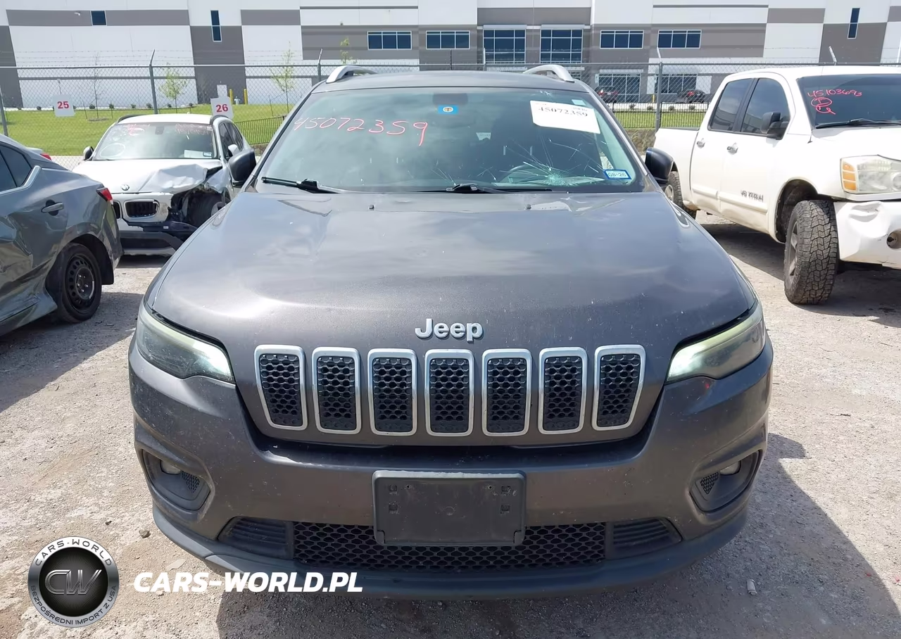 2019 Jeep Cherokee Latitude Plus 4X4 VIN:1C4PJMLN4KD287428 - 12
