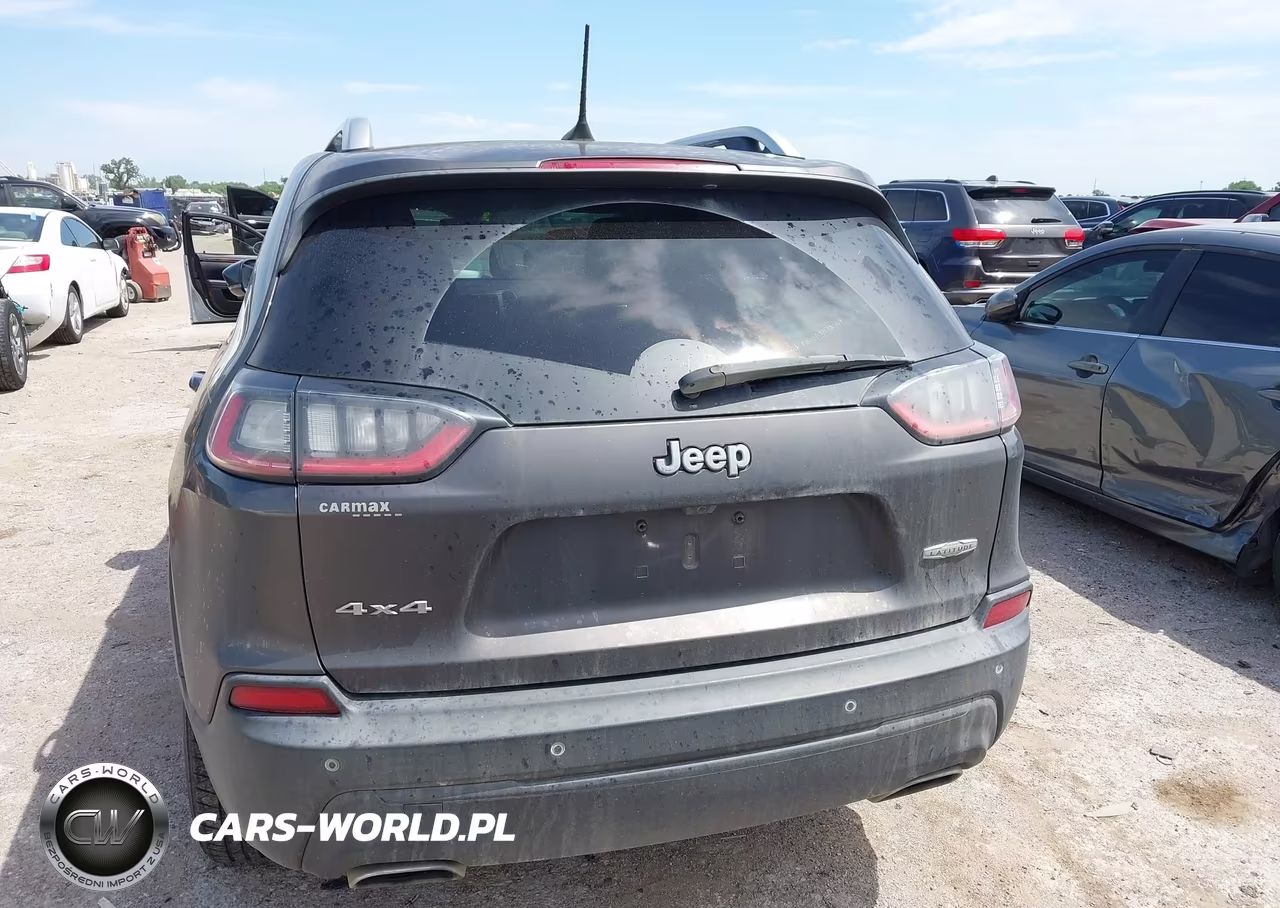 2019 Jeep Cherokee Latitude Plus 4X4 VIN:1C4PJMLN4KD287428 - 16