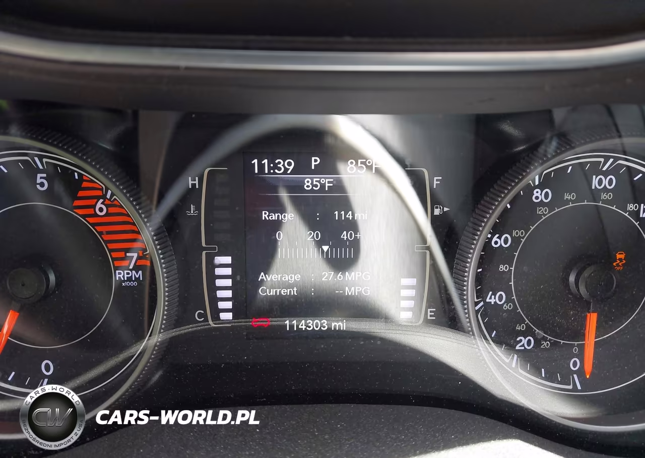 2019 Jeep Cherokee Latitude Plus 4X4 VIN:1C4PJMLN4KD287428 - 7