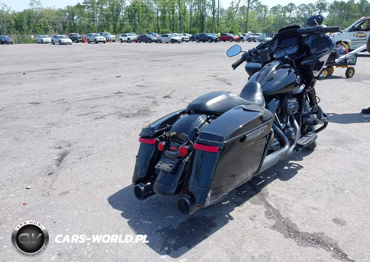 2021 Harley-Davidson Fltrxs VIN:1HD1KTP1XMB630034 - 4