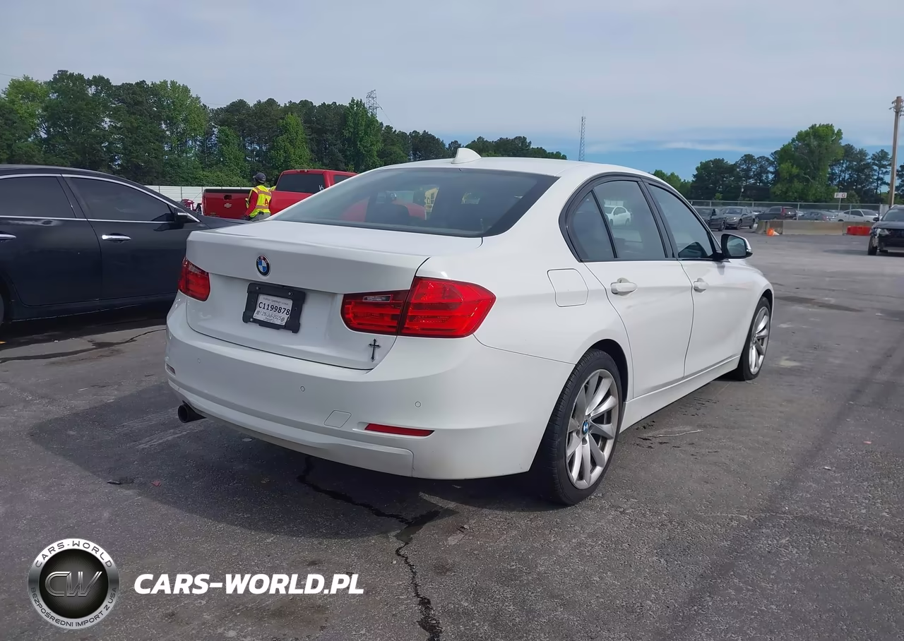 2015 BMW 320I xDrive VIN:WBA3C3G59FNT51134 - 4