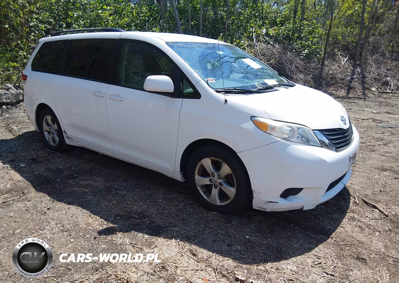 Główne zdjęcie 2011 Toyota Sienna Le V6