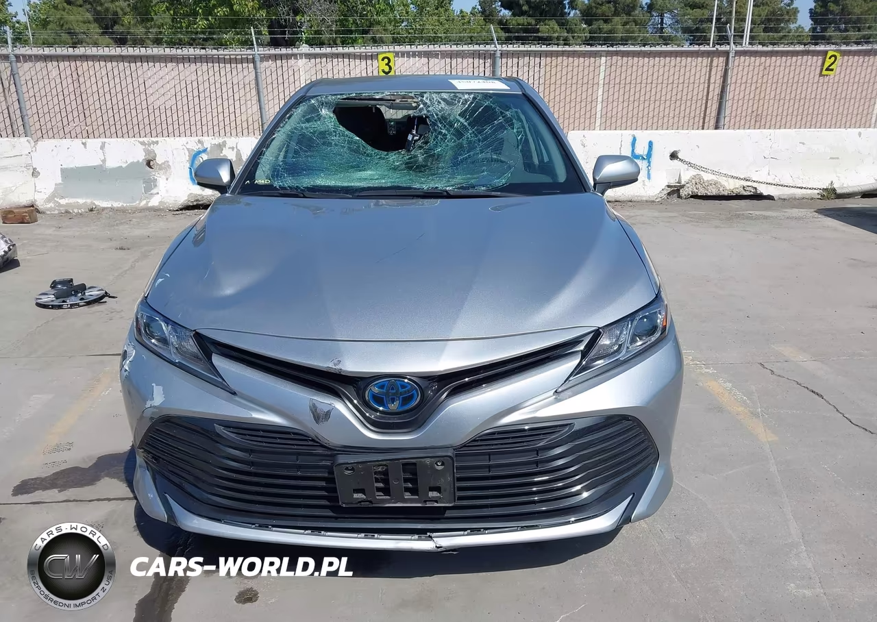 2020 Toyota Camry Le Hybrid VIN:4T1C31AK1LU543263 - 13