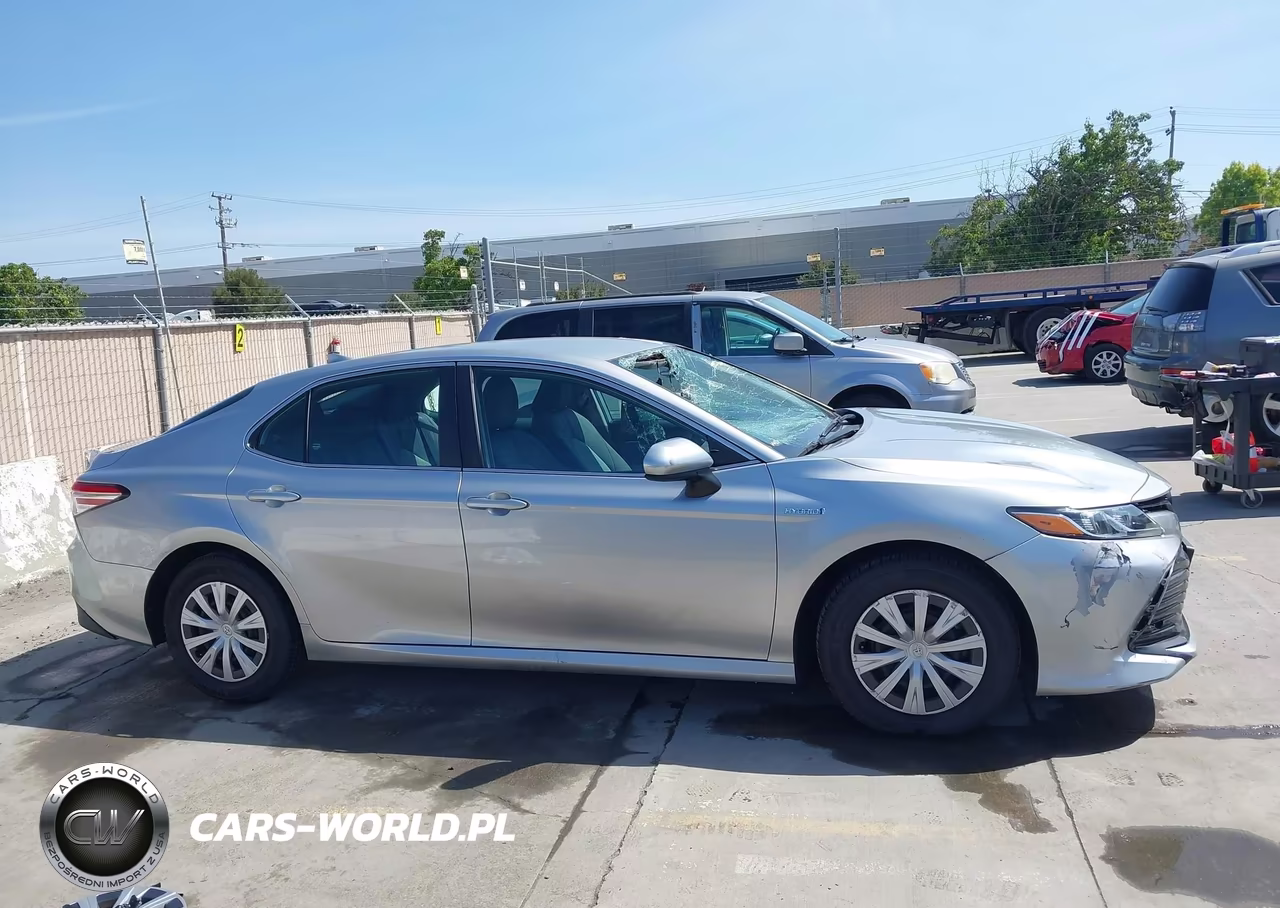 2020 Toyota Camry Le Hybrid VIN:4T1C31AK1LU543263 - 14