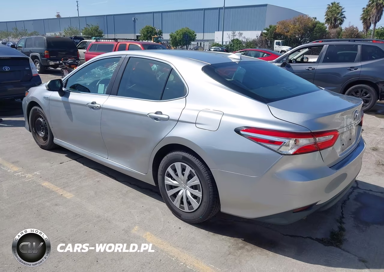 2020 Toyota Camry Le Hybrid VIN:4T1C31AK1LU543263 - 3
