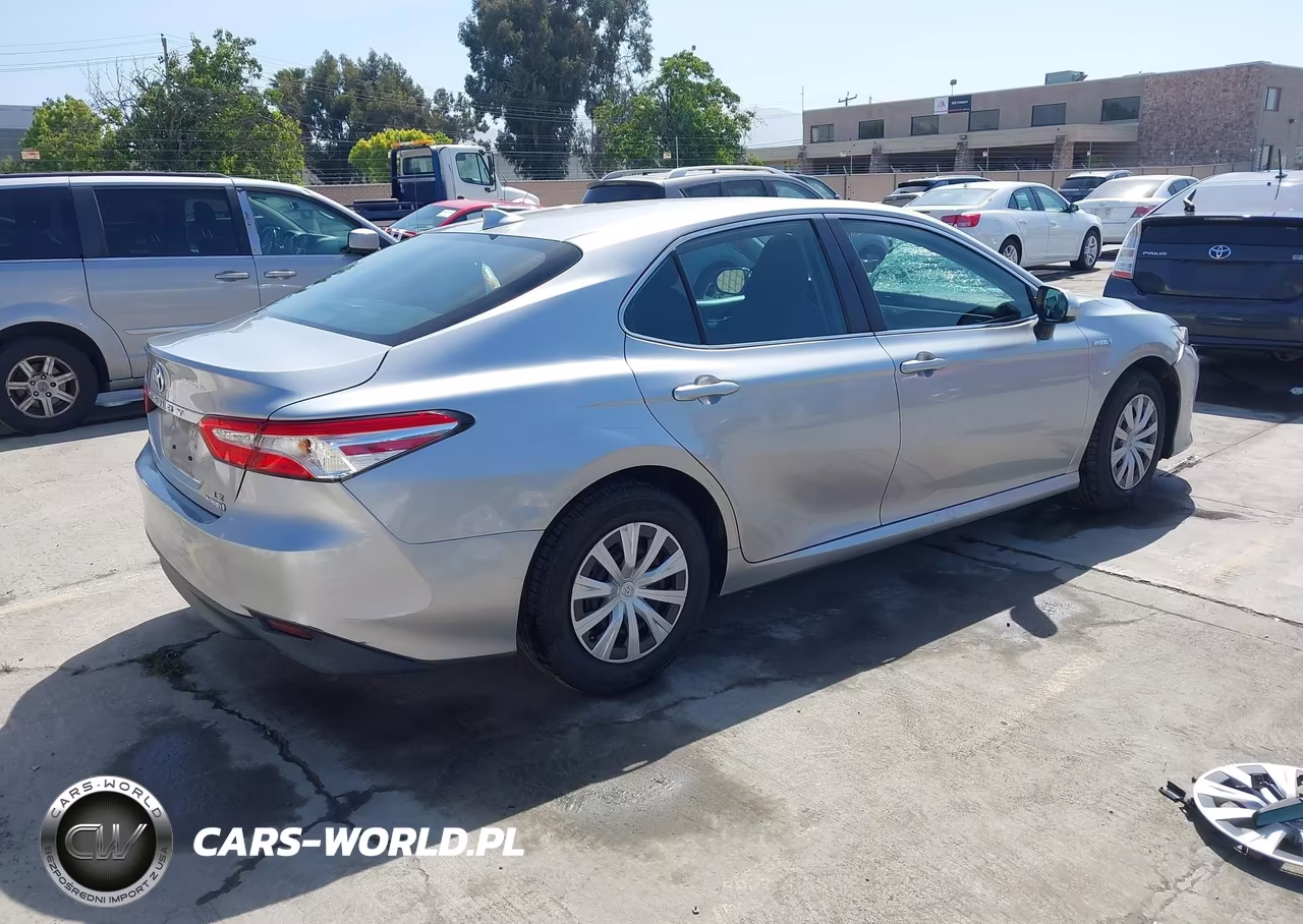 2020 Toyota Camry Le Hybrid VIN:4T1C31AK1LU543263 - 4