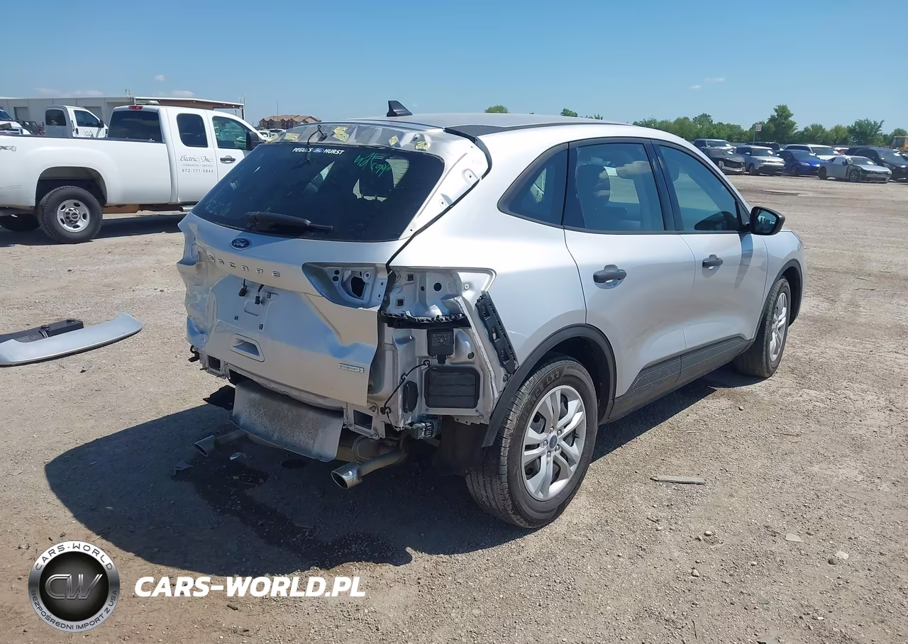 2020 Ford Escape S VIN:1FMCU0F68LUB66613 - 4