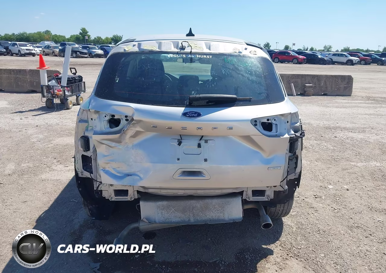 2020 Ford Escape S VIN:1FMCU0F68LUB66613 - 6