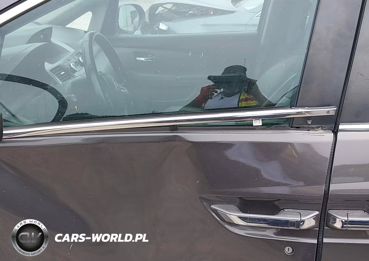 2014 Honda Odyssey Ex-L VIN:5FNRL5H67EB024860 - 18