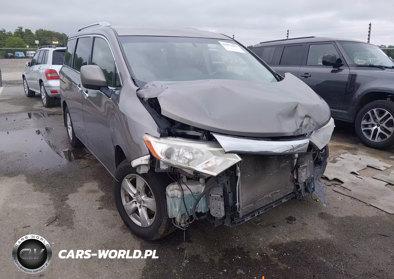 2016 Nissan Quest Sv