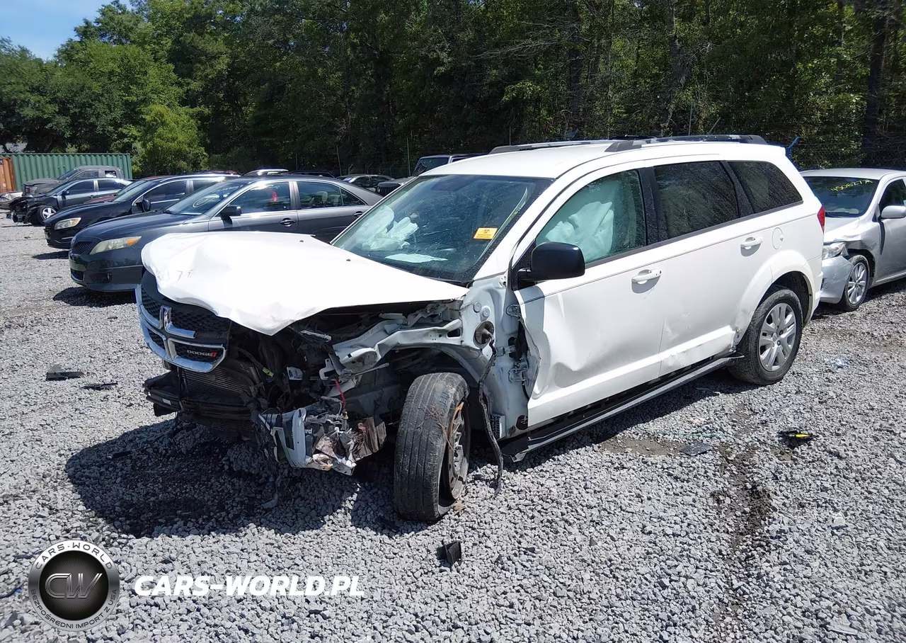 2018 Dodge Journey Se VIN:3C4PDCAB1JT310988 - 2