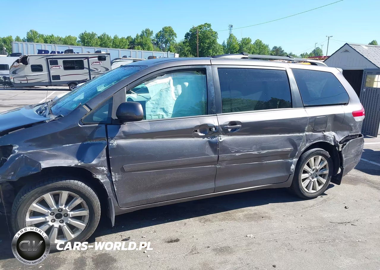 2012 Toyota Sienna Le 7 Passenger VIN:5TDJK3DC9CS039465 - 6