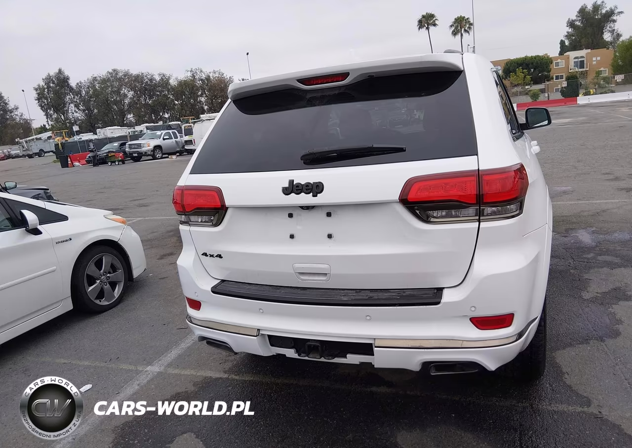 2015 Jeep Grand Cherokee High Altitude VIN:1C4RJFCGXFC209592 - 17