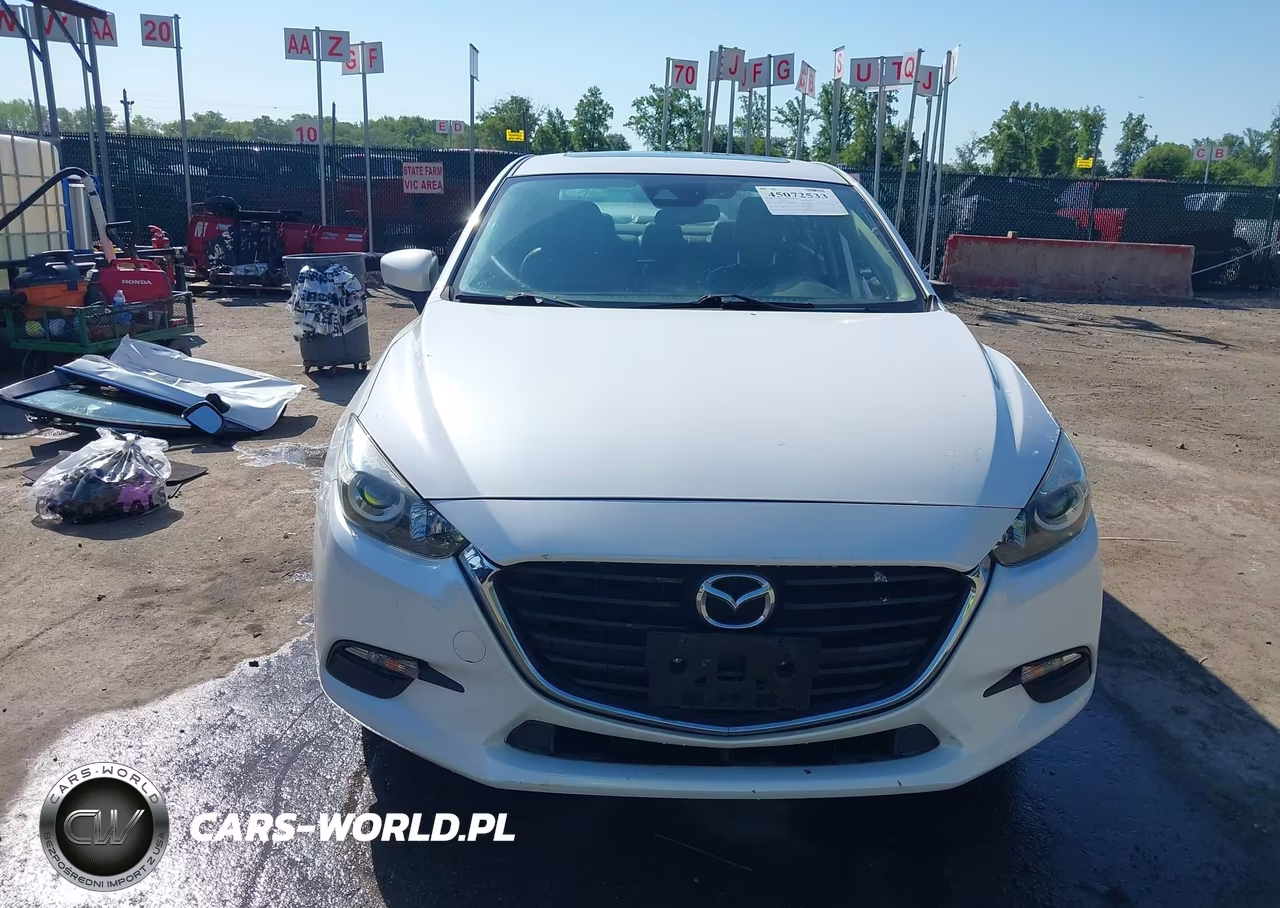 2018 Mazda Mazda3 Touring VIN:3MZBN1V39JM231073 - 13