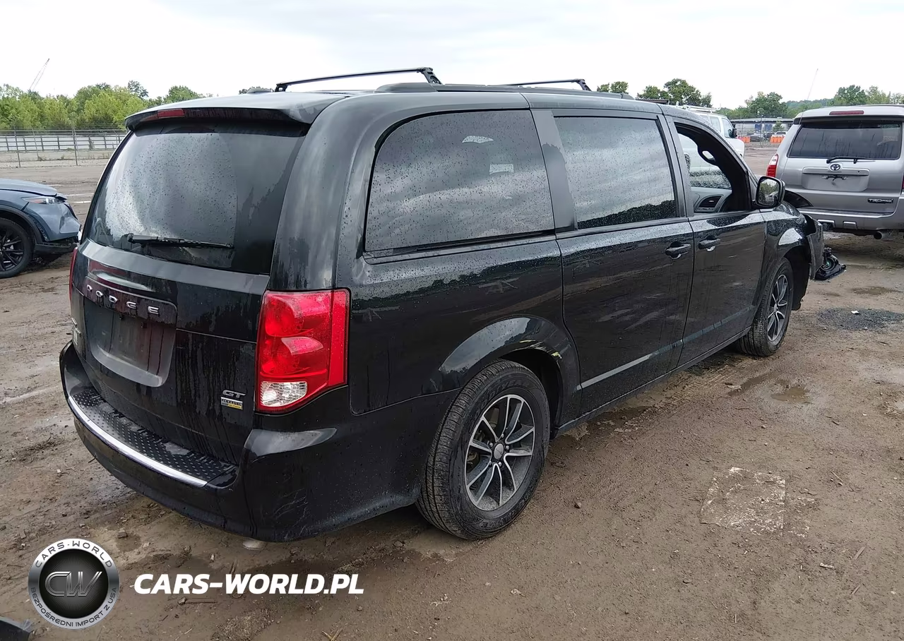 2019 Dodge Grand Caravan Gt VIN:2C4RDGEG4KR595972 - 4