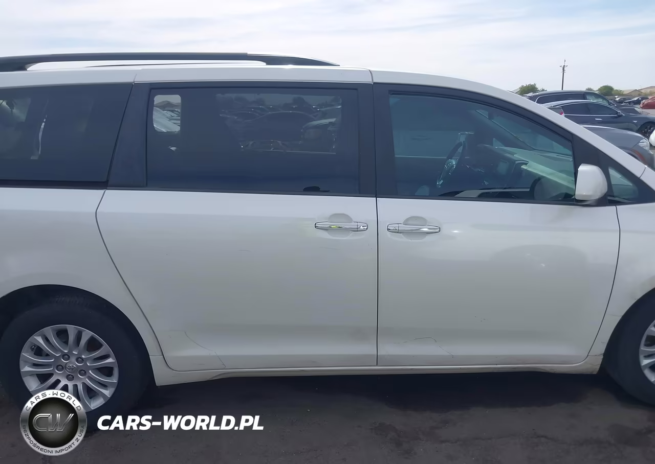 2015 Toyota Sienna Xle 8 Passenger VIN:5TDYK3DC6FS672167 - 13