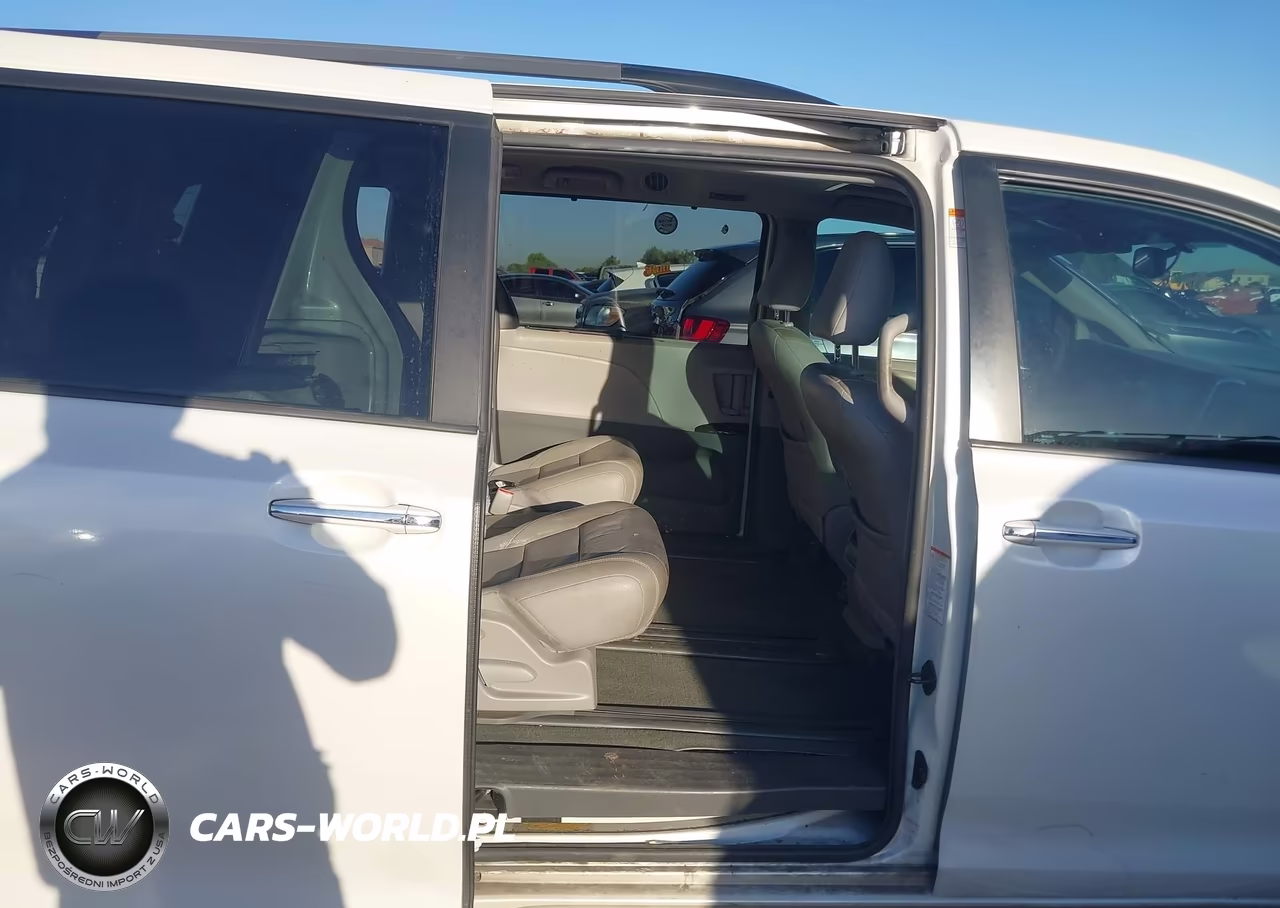 2015 Toyota Sienna Xle 8 Passenger VIN:5TDYK3DC6FS672167 - 8