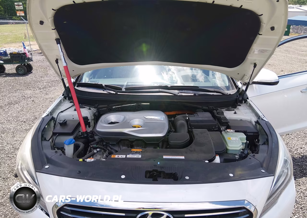2016 Hyundai Sonata Hybrid Limited VIN:KMHE34L11GA025529 - 10