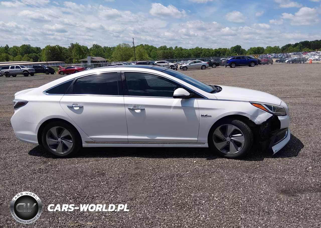 2016 Hyundai Sonata Hybrid Limited VIN:KMHE34L11GA025529 - 14