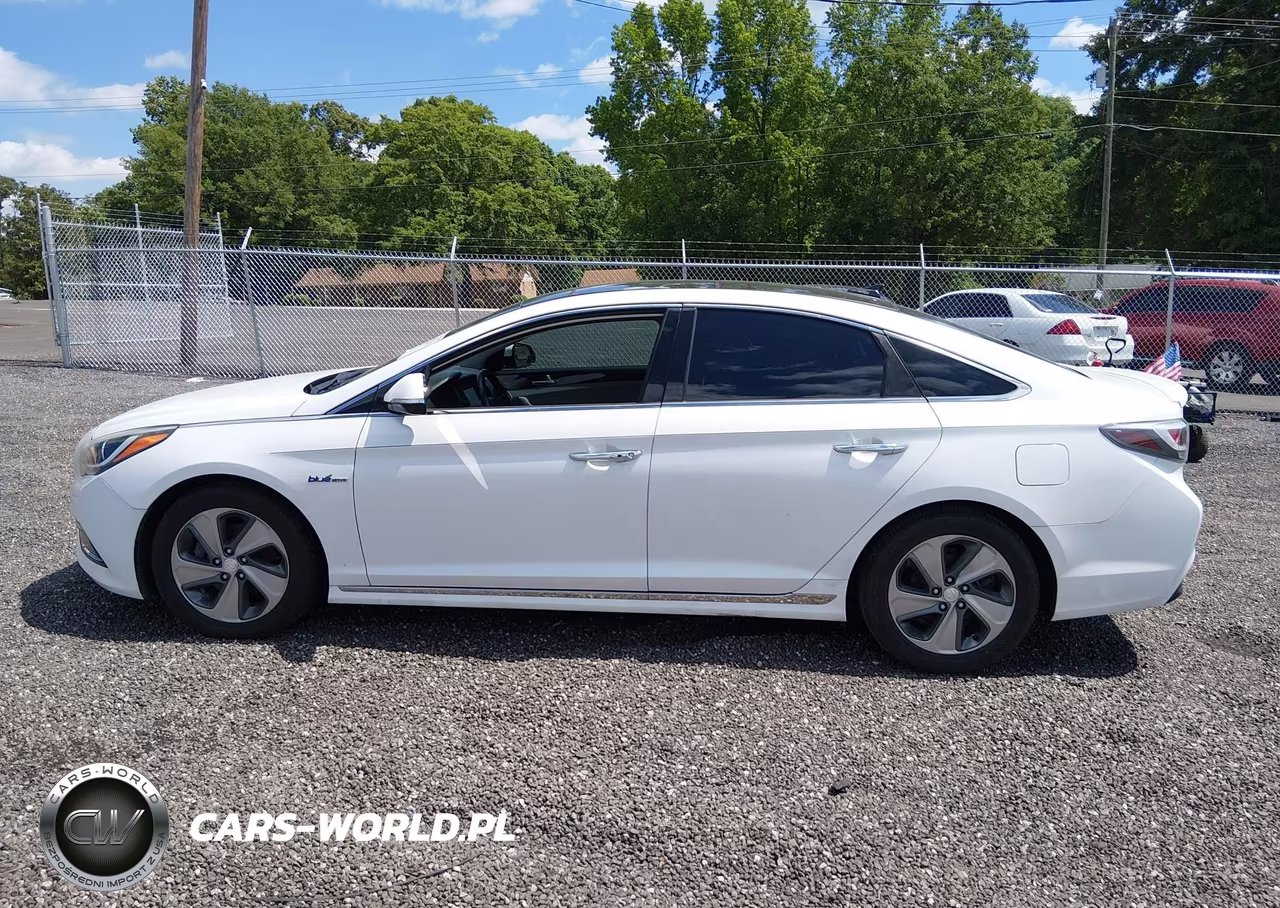 2016 Hyundai Sonata Hybrid Limited VIN:KMHE34L11GA025529 - 15