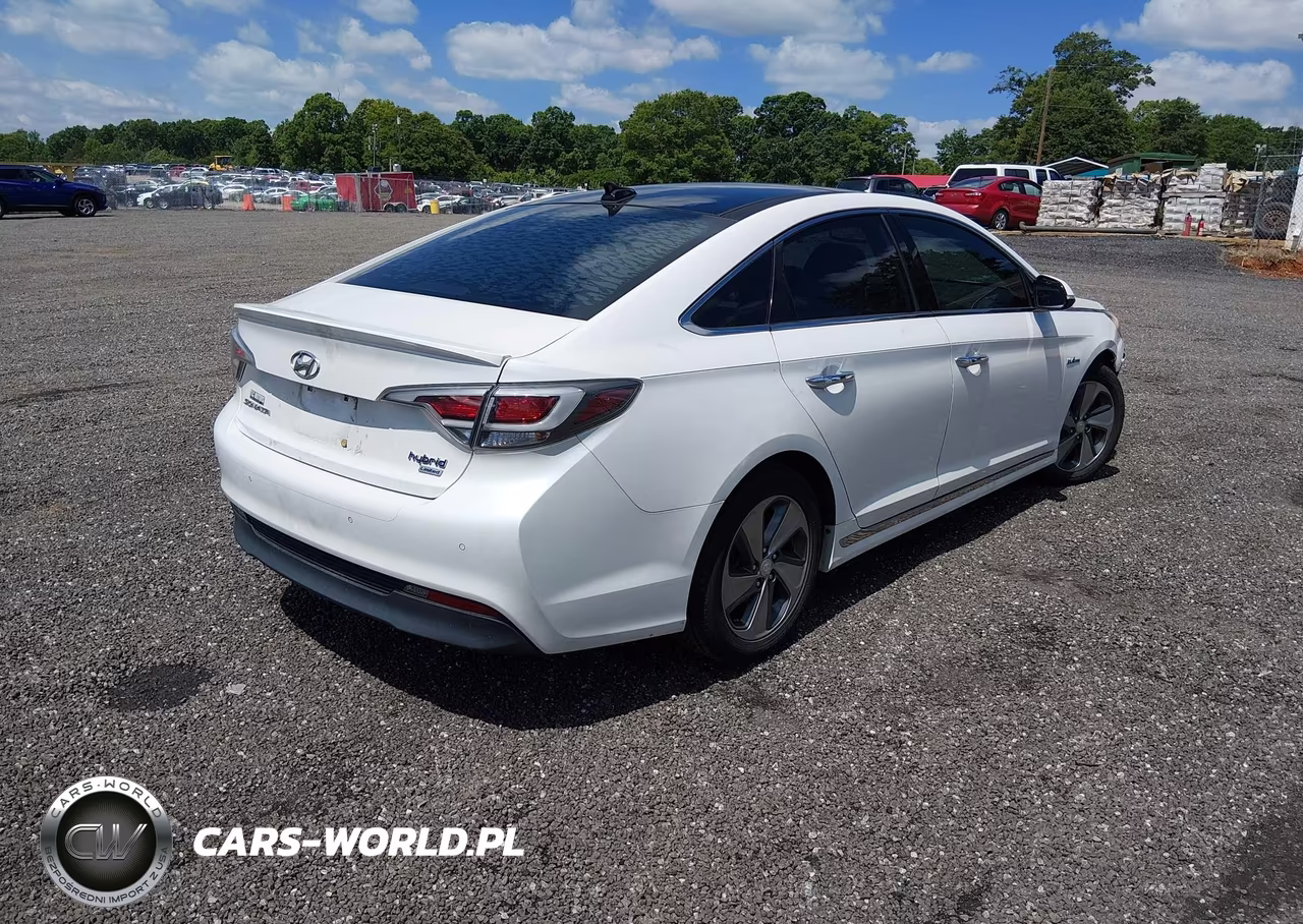 2016 Hyundai Sonata Hybrid Limited VIN:KMHE34L11GA025529 - 4
