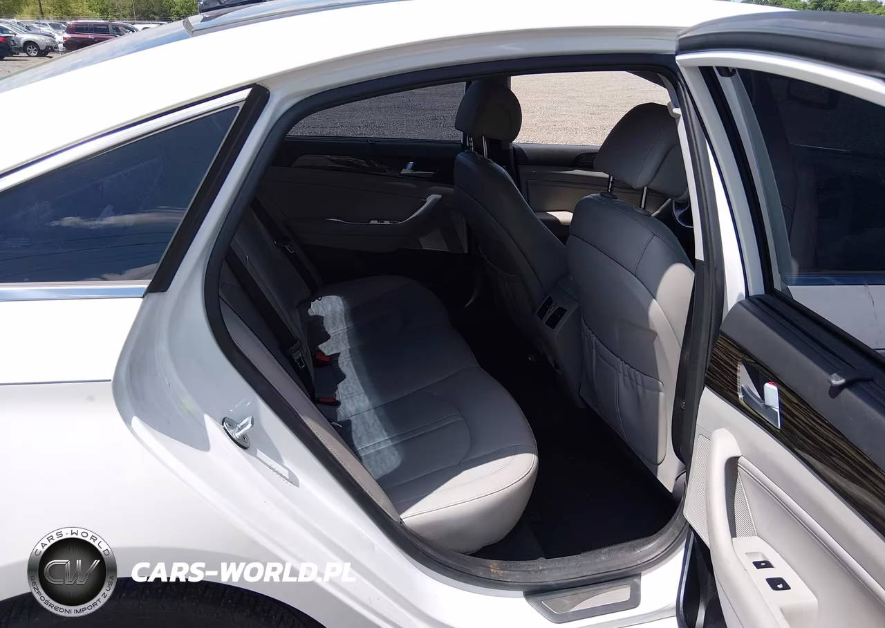 2016 Hyundai Sonata Hybrid Limited VIN:KMHE34L11GA025529 - 8