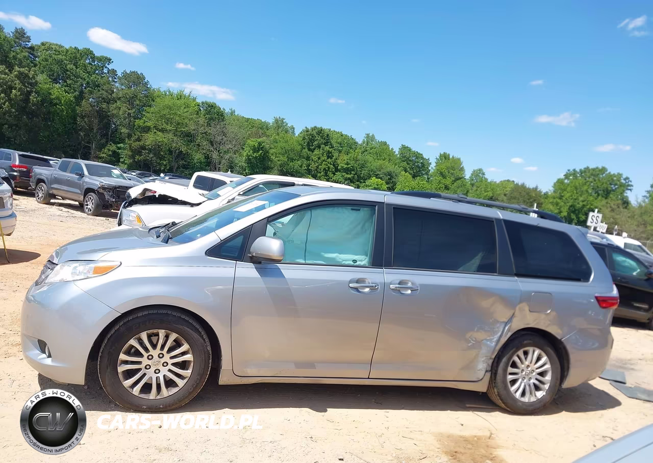 2016 Toyota Sienna Xle 8 Passenger VIN:5TDYK3DC1GS739355 - 14