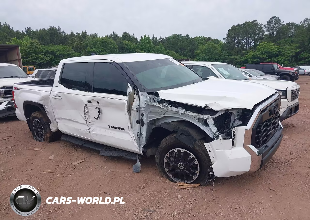 2022 Toyota Tundra Sr5 – zdjęcie 1 z 16