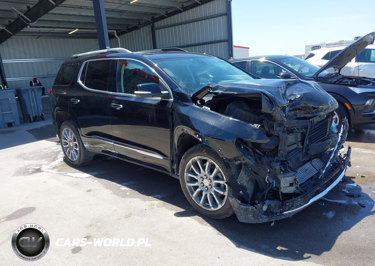 2023 GMC Acadia Denali – zdjęcie 1 z 18