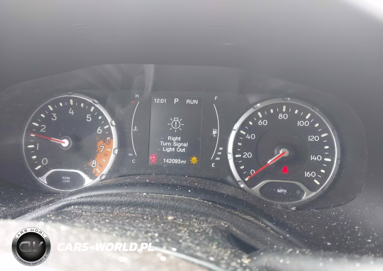 2017 Jeep Renegade Latitude Fwd VIN:ZACCJABB5HPG24185 - 7