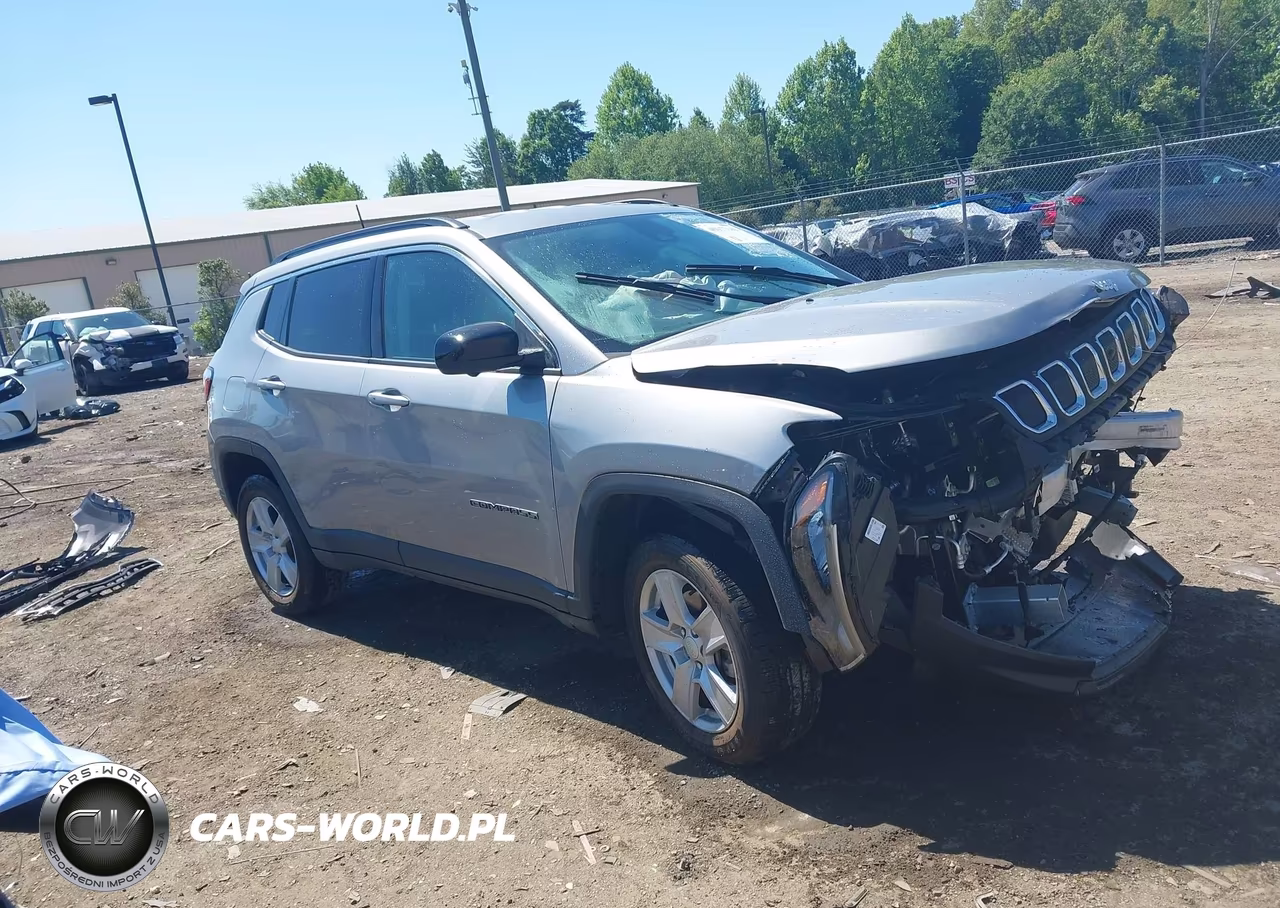 2022 Jeep Compass Latitude 4X4 – zdjęcie 1 z 16