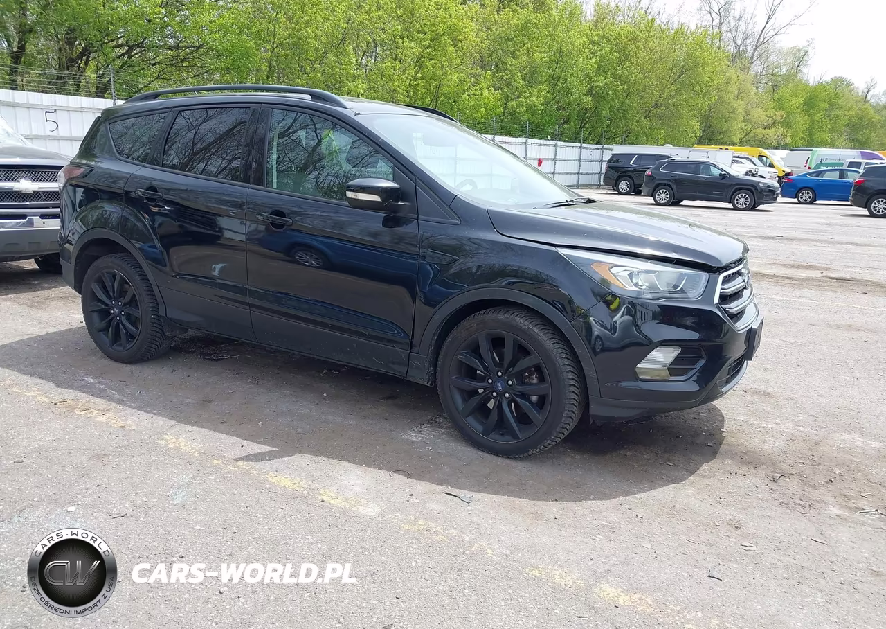 Główne zdjęcie 2017 Ford Escape Titanium