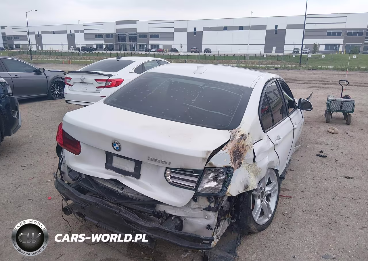 2015 BMW 320I VIN:WBA3B1G50FNT63437 - 4