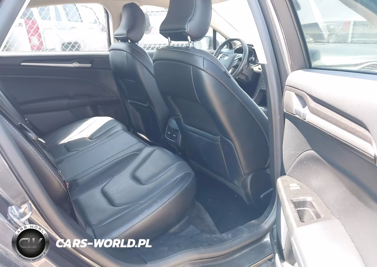 2017 Ford Fusion Titanium VIN:3FA6P0K97HR412144 - 8