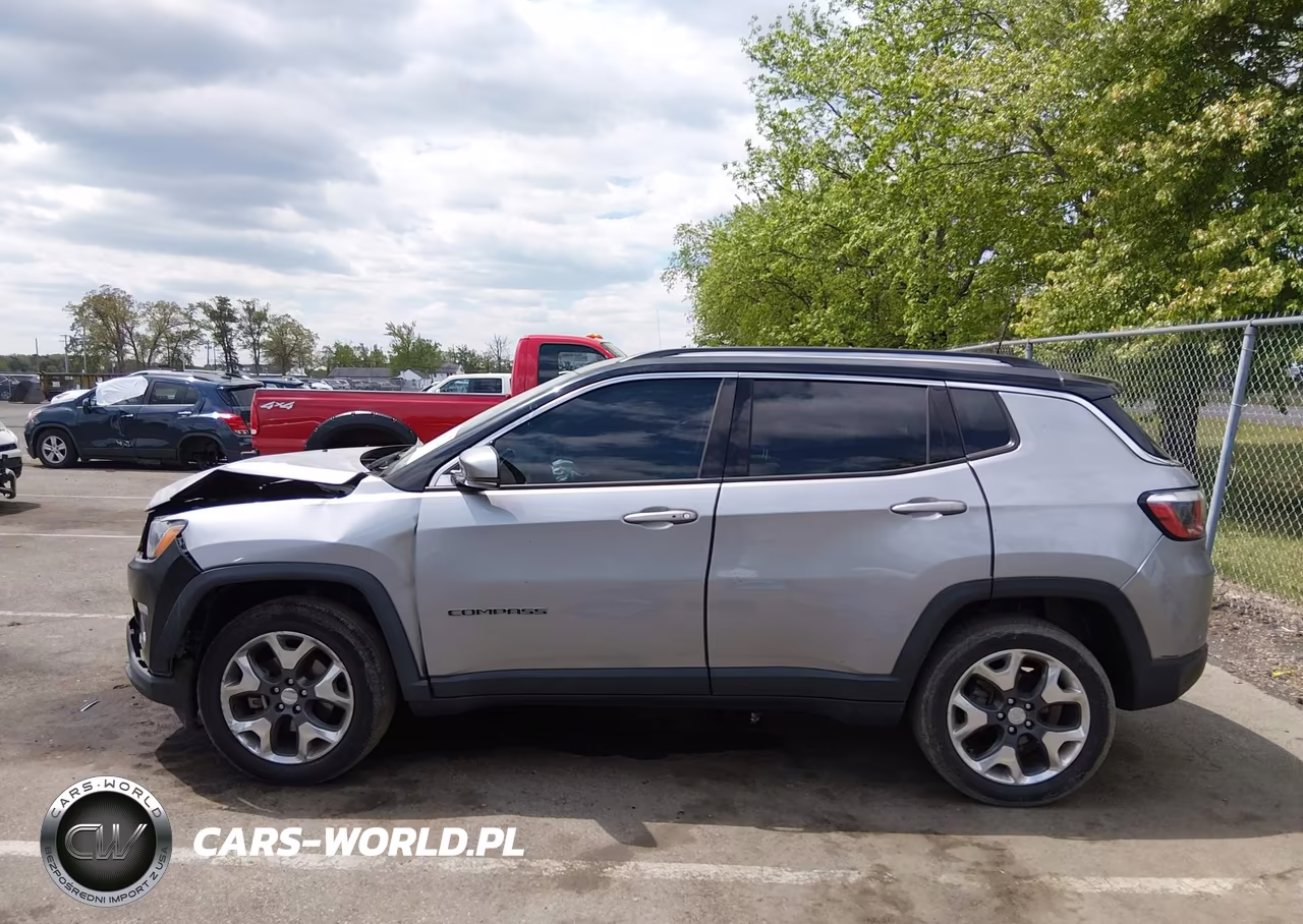 2018 Jeep Compass Limited 4X4 VIN:3C4NJDCB8JT373007 - 13