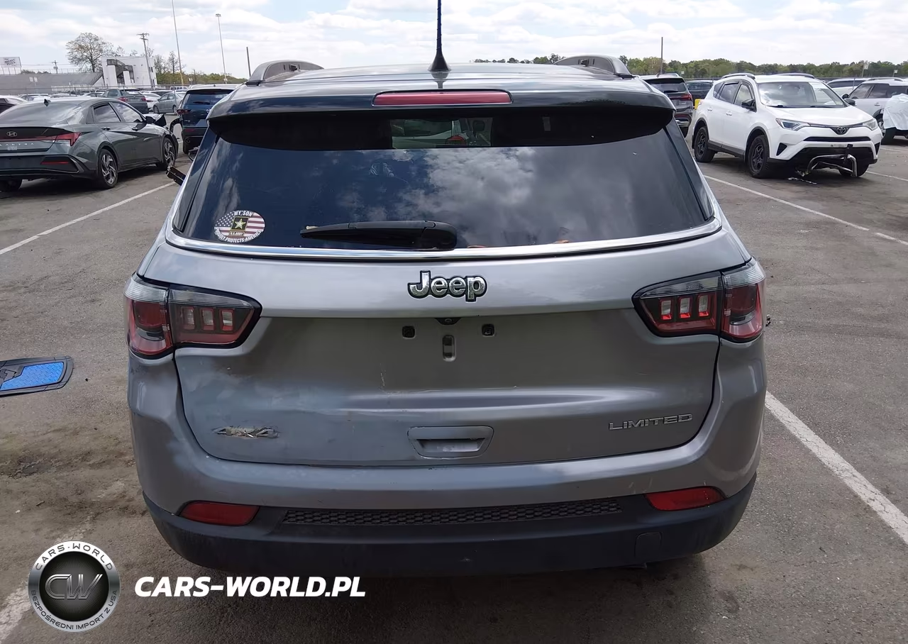 2018 Jeep Compass Limited 4X4 VIN:3C4NJDCB8JT373007 - 15