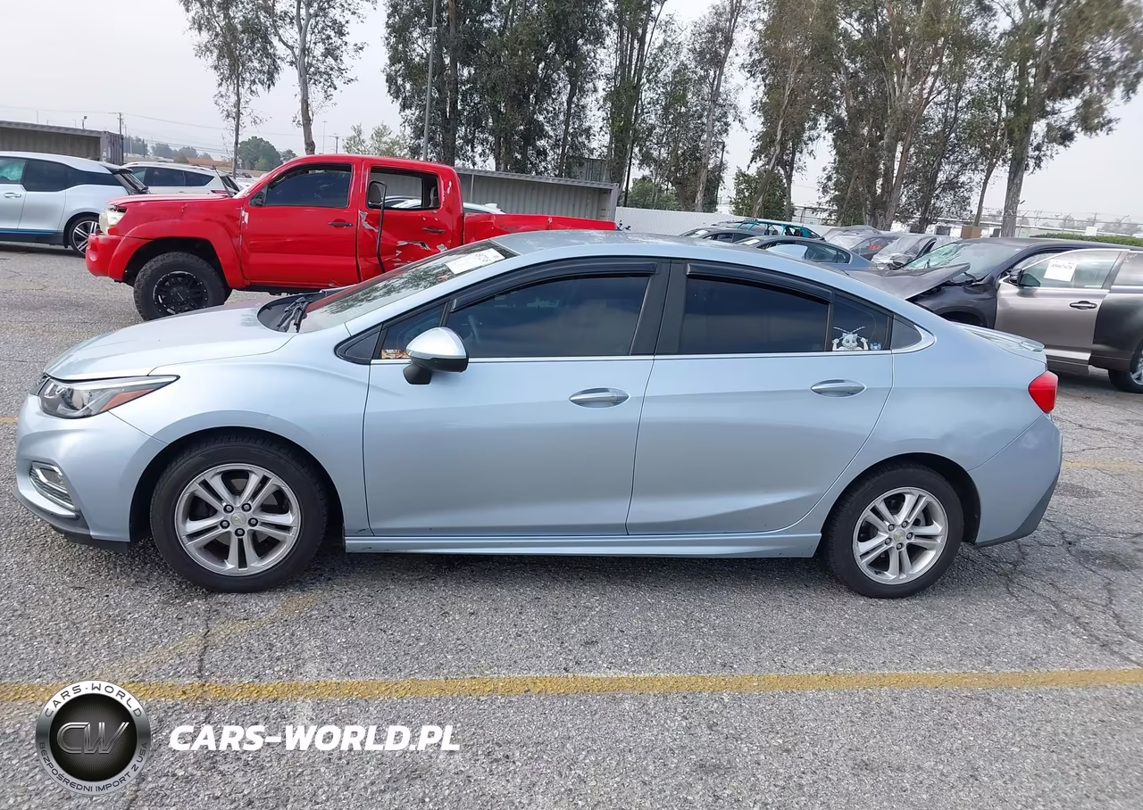 2017 Chevrolet Cruze Lt Auto VIN:1G1BE5SM6H7130058 - 14