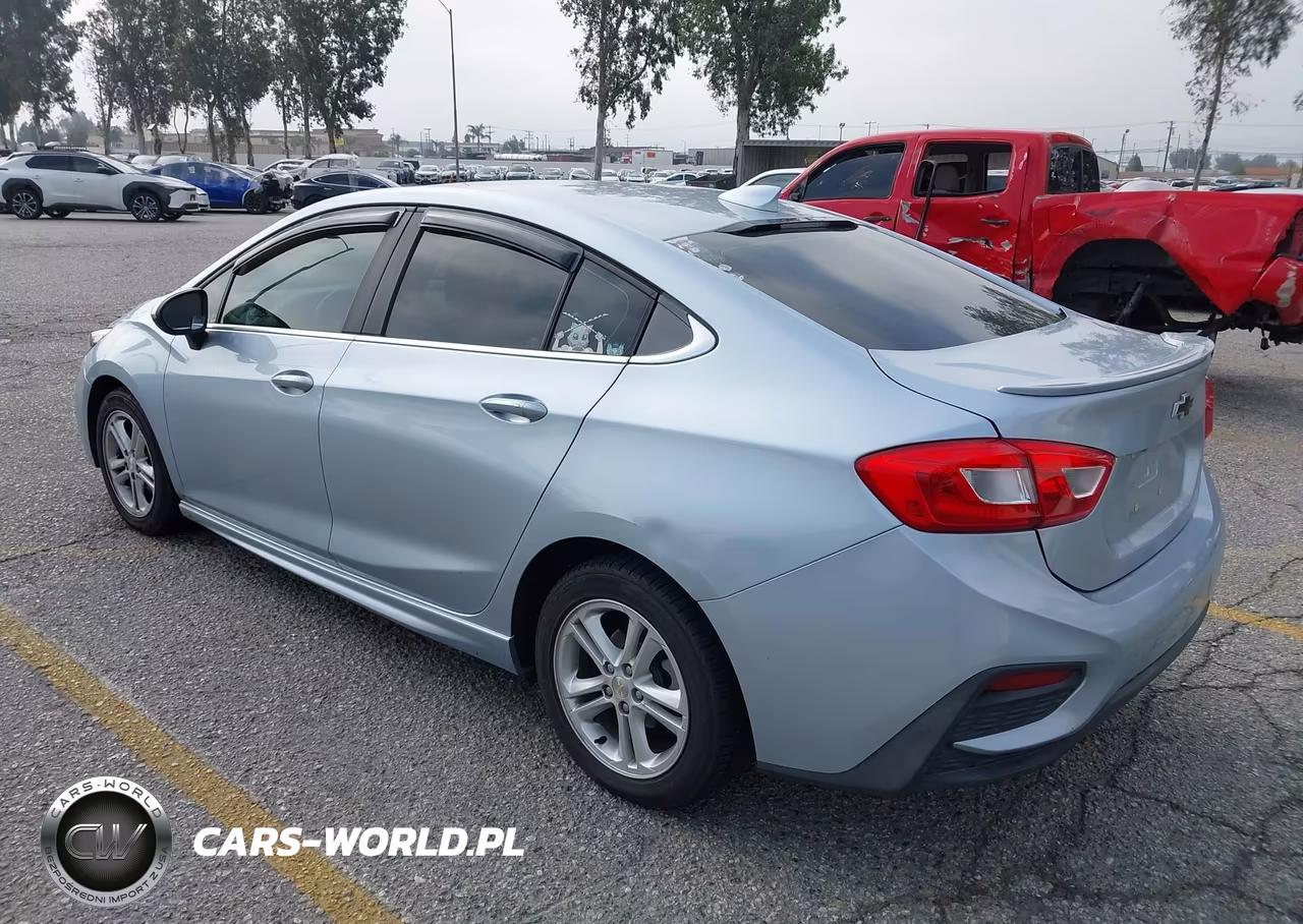 2017 Chevrolet Cruze Lt Auto VIN:1G1BE5SM6H7130058 - 3