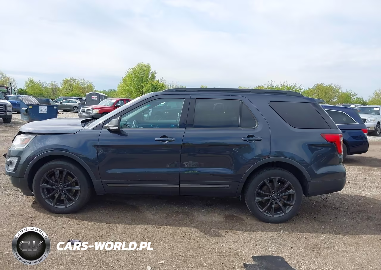 2017 Ford Explorer Xlt VIN:1FM5K8D80HGB63678 - 14