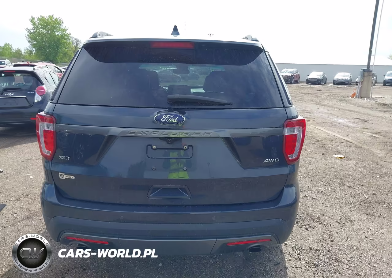 2017 Ford Explorer Xlt VIN:1FM5K8D80HGB63678 - 16