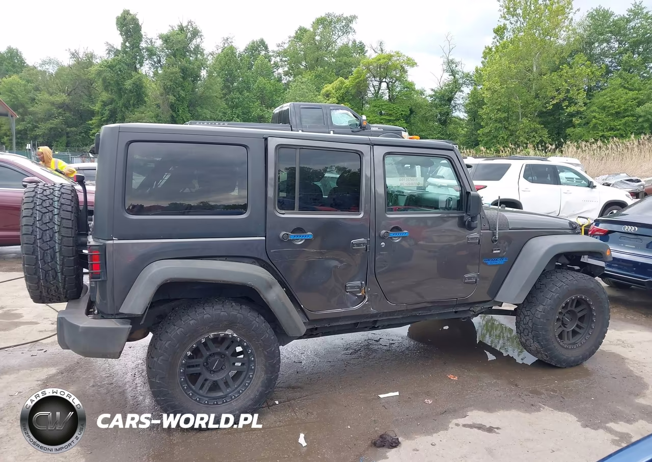 2016 Jeep Wrangler Unlimited Sport VIN:1C4BJWDG6GL279639 - 13
