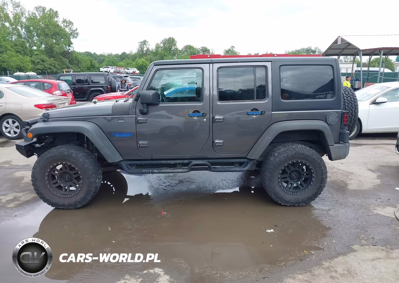 2016 Jeep Wrangler Unlimited Sport VIN:1C4BJWDG6GL279639 - 14