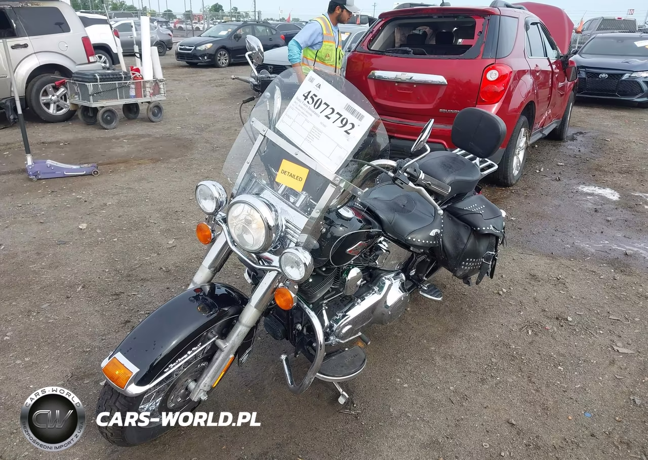 2013 Harley-Davidson Flstc Heritage Softail Classic VIN:1HD1BWV16DB039915 - 2