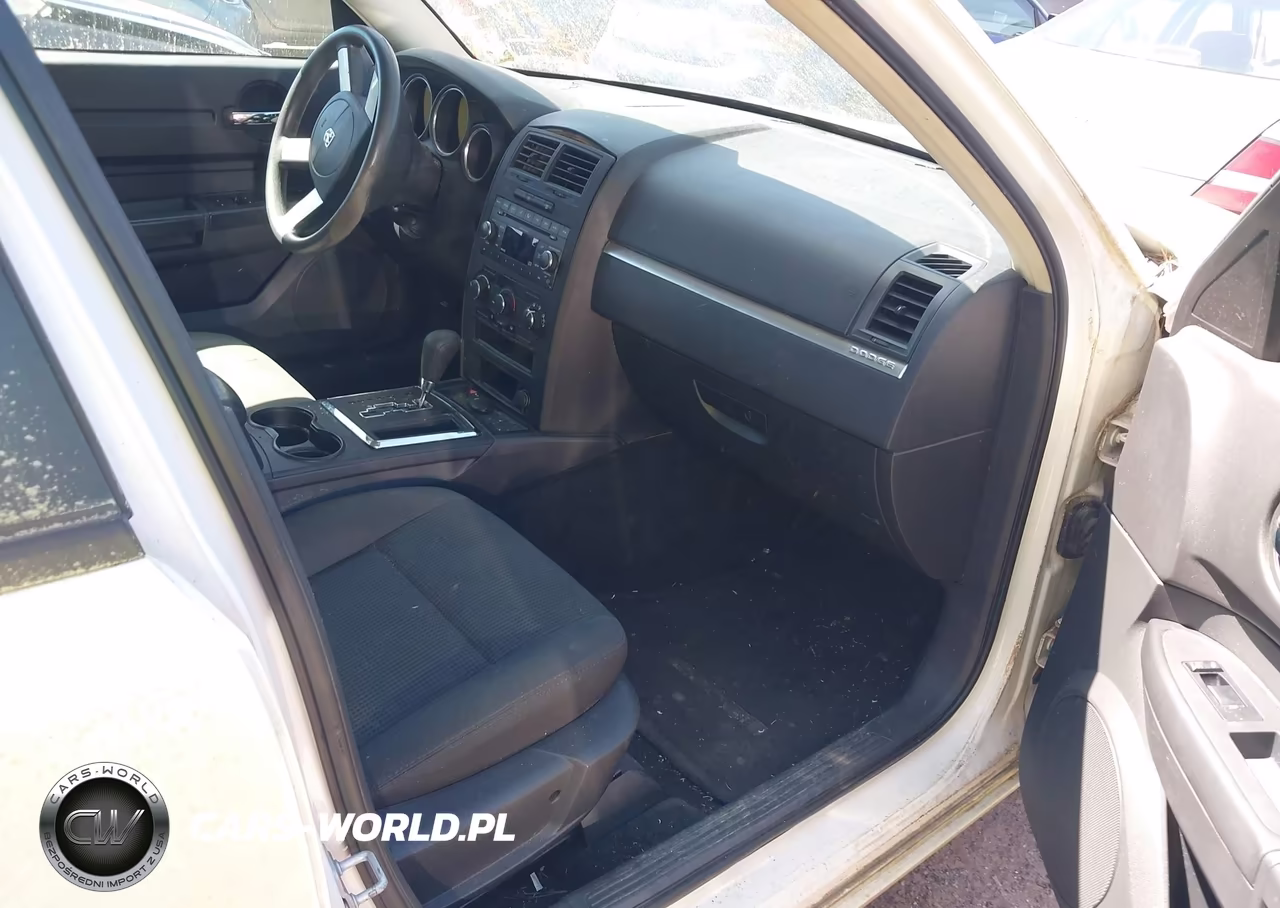 2008 Dodge Charger VIN:2B3KA43G18H200612 - 5