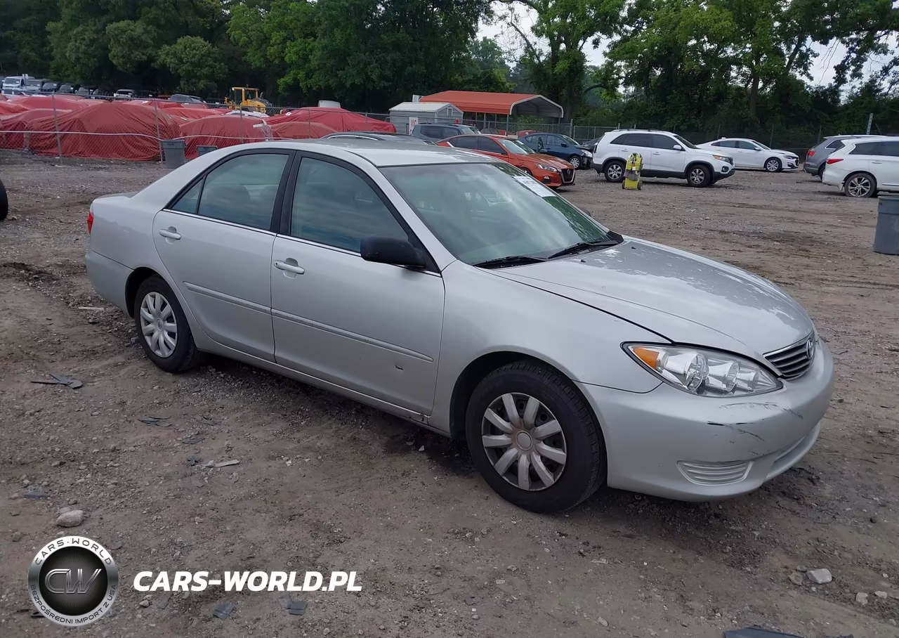 2005 Toyota Camry Std – zdjęcie 1 z 16