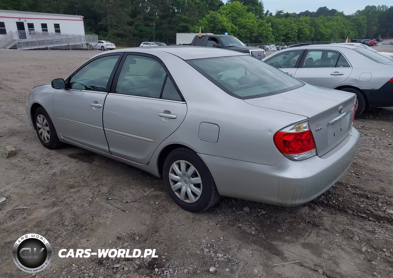 2005 Toyota Camry Std VIN:4T1BE32K15U601990 - 3