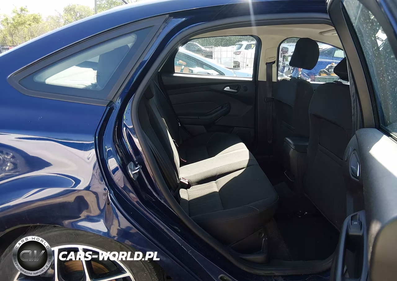 2017 Ford Focus Sel VIN:1FADP3H21HL214502 - 8