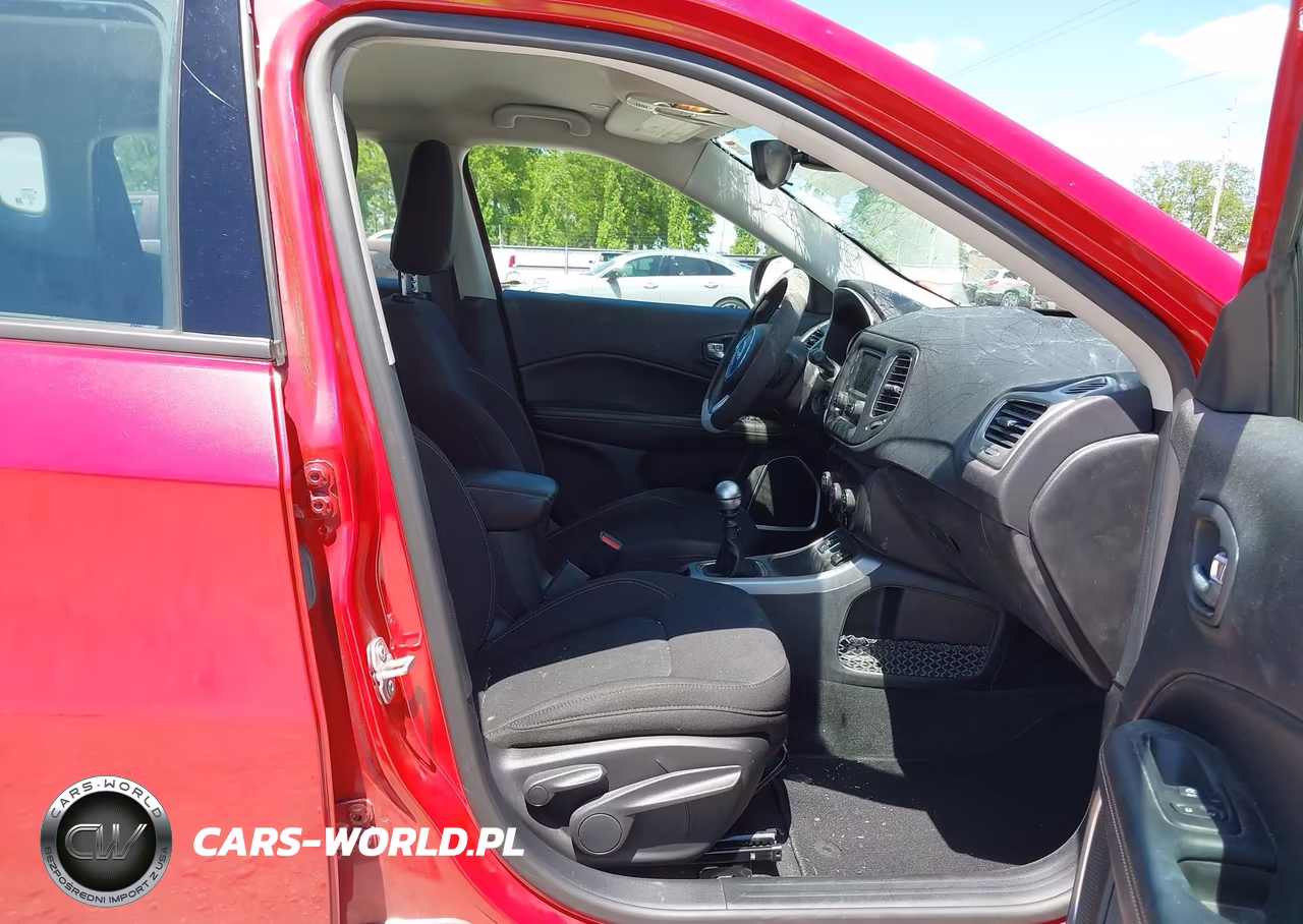 2017 Jeep New Compass Sport Fwd VIN:3C4NJCAB3HT647639 - 5